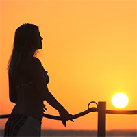 power-home-woman