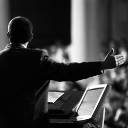 predicateur-arnaque-religion